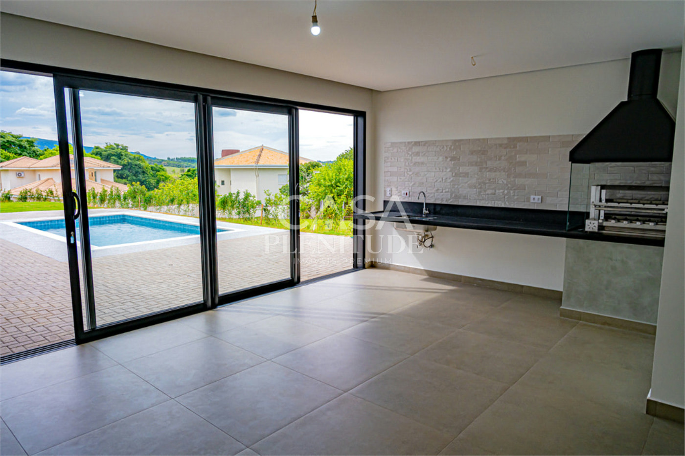 Casa em condomínio à venda com 3 suítes no Centro, Araçoiaba da Serra, SP