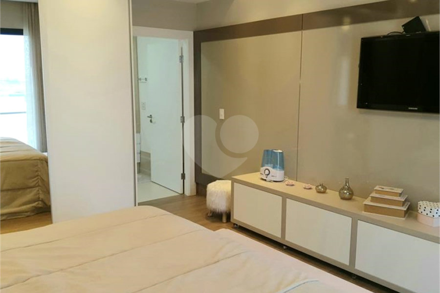 Casa à venda com 5 suítes no condomínio Residencial Villagio, Americana - SP