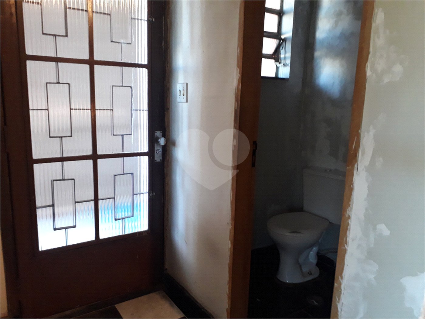 Sobrado à venda com 4 quartos, sendo 2 suítes, em Santana, São Paulo, SP