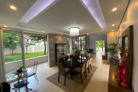 Casa à venda com 5 quartos no condomínio Residencial Vila Franca, Paulínia - SP