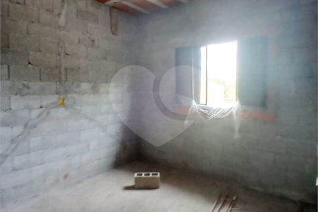 Casa à venda com 2 suítes em Jardim São Felipe, Atibaia, SP