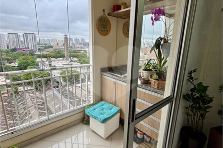 Apartamento à venda com 3 quartos, sendo 1 suíte,  em Água Branca, São Paulo, SP