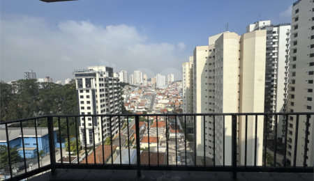 Apartamento à venda com 3 quartos, sendo 1 suíte,  em Santa Teresinha, São Paulo, SP