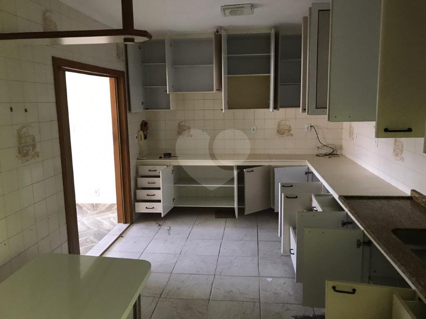 Casa à venda com 3 quartos, sendo 1 suíte, em Tremembé, São Paulo, SP