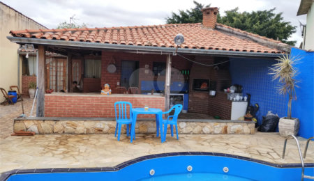 Casa Térrea à venda com 2 quartos, sendo 1 suíte, em Jardim Alvinópolis, Atibaia, SP