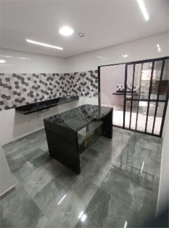 Sobrado à venda com 3 quartos, sendo 1 suíte, em Vila Marina, São Paulo, SP