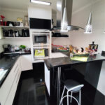 Casa à venda com 3 quartos, sendo 1 suíte,  no condomínio Bella Colonia II, Jundiaí - SP
