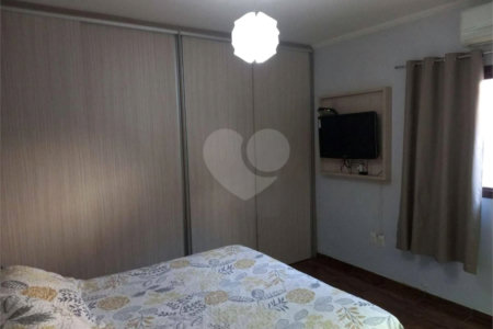 Casa à venda com 3 quartos, sendo 1 suíte, em Vila Assis, Sorocaba, SP