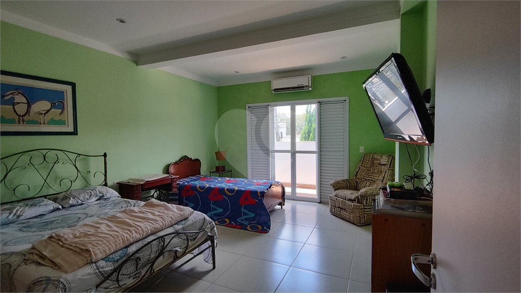 Casa à venda com 3 suítes no condomínio Parque do Varvito, Itu - SP