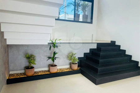 Casa à venda com 3 suítes no condomínio Villa do Sol, Valinhos - SP