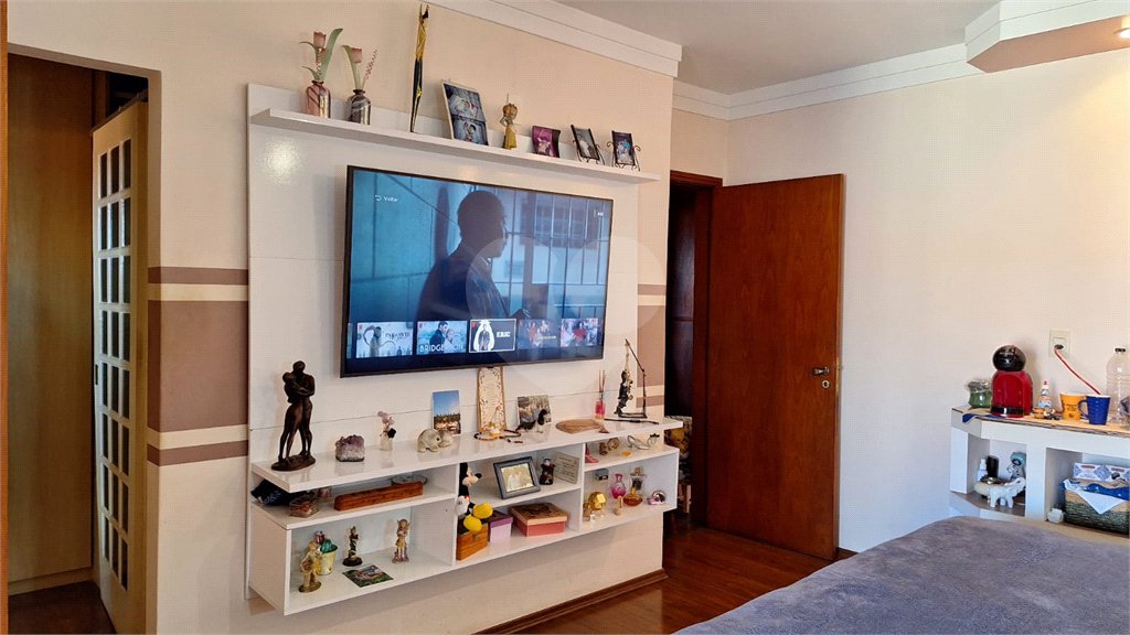 Sobrado à venda com 3 quartos, sendo 1 suíte, em Jardim Saira, Sorocaba, SP