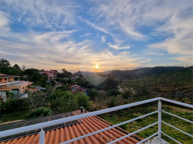 Casa à venda com 3 quartos, sendo 1 suíte,  em Serra da Cantareira, Mairiporã, SP