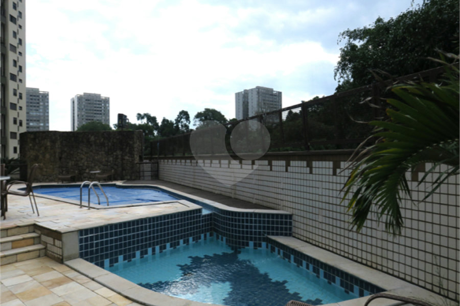 Apartamento à venda com 3 suítes em Morumbi, São Paulo, SP
