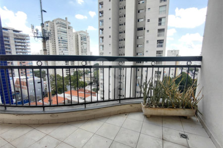 Apartamento à venda com 3 suítes em Vila Romana, São Paulo, SP