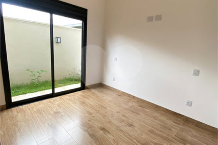 Casa à venda com 3 suítes no condomínio Portal das Tipuanas, Araraquara - SP