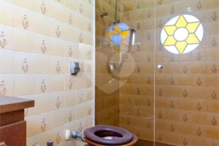 Casa à venda ou para alugar com 4 suítes em Vila Comercial, São Paulo, SP