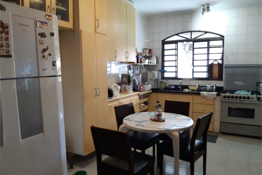 Sobrado à venda com 4 quartos, sendo 2 suítes, em Vila Maria, São Paulo, SP