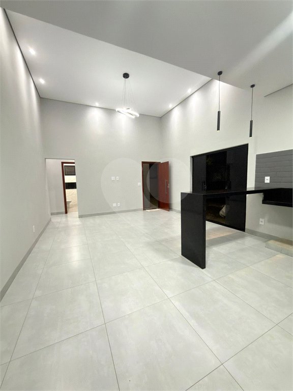 Casa à venda com 3 quartos, sendo 1 suíte, em Jardim Santa Cecília, Ribeirão Preto, SP