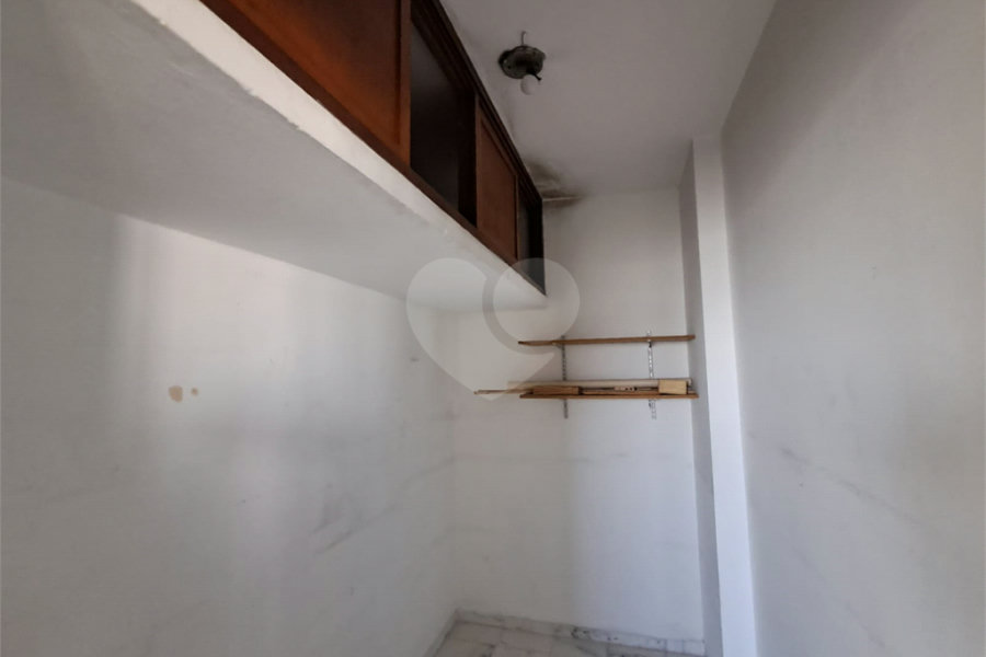 Apartamento à venda com 3 quartos, sendo 1 suíte,  em Paraíso, São Paulo, SP
