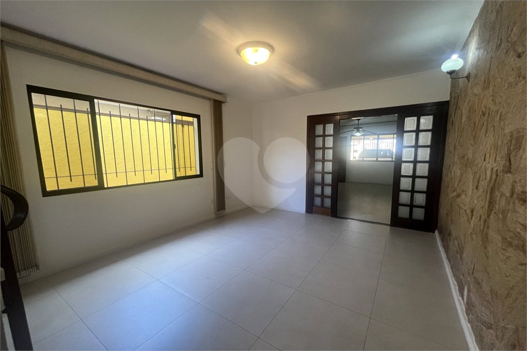 Sobrado à venda com 5 quartos, sendo 2 suítes,  em Jaçanã, São Paulo, SP
