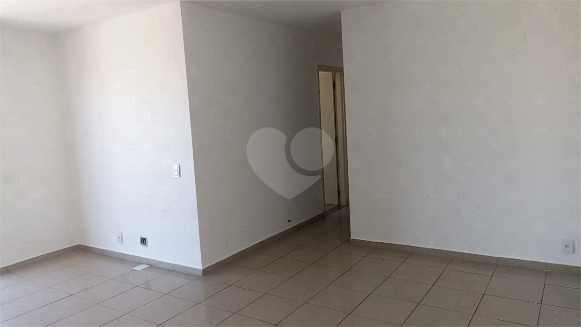 Apartamento à venda com 2 quartos em Vila Mazzei, São Paulo, SP