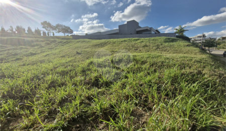 Terreno à venda no condomínio Residencial Campo de Toscana, Vinhedo - SP
