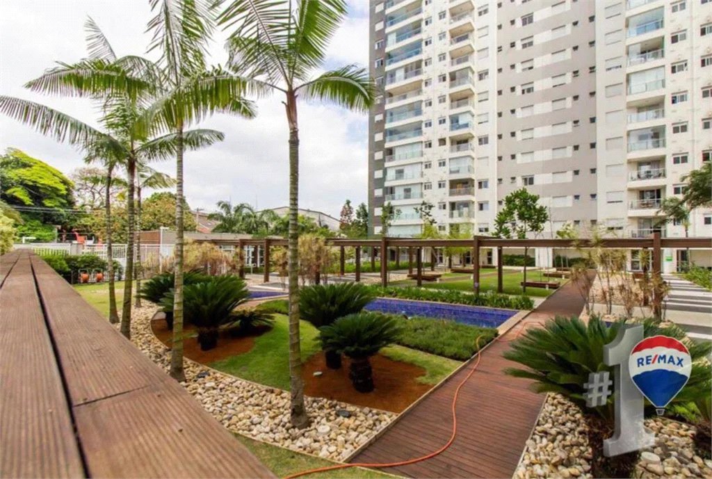 Apartamento à venda com 3 quartos, sendo 1 suíte, em Vila Anastácio, São Paulo, SP