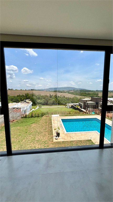 Casa à venda com 4 suítes no condomínio Village Ipanema 1, Araçoiaba da Serra - SP