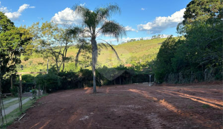 Terreno à venda no condomínio Recanto Três Lagos, Piracaia - SP