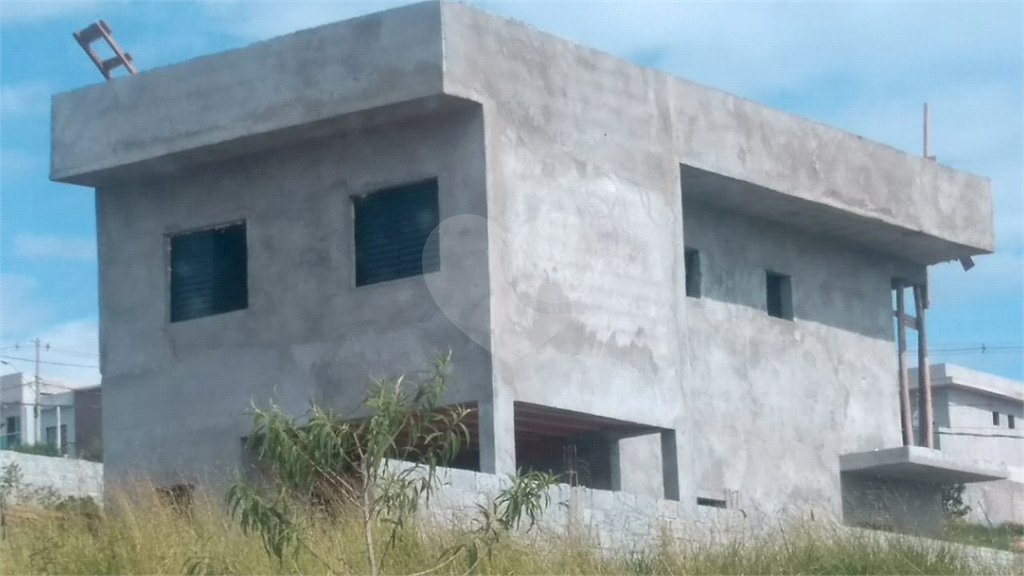 Casa à venda com 3 quartos, sendo 1 suíte, em Terra Preta (terra Preta), Mairiporã, SP