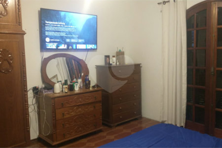 Sobrado à venda com 3 quartos em Parada Inglesa, São Paulo, SP