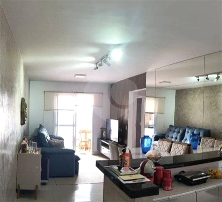 Apartamento à venda com 3 quartos, sendo 1 suíte,  em Jardim São Judas Tadeu, Guarulhos, SP