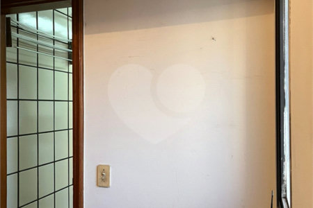 Apartamento à venda com 4 suítes em Vila Uberabinha, São Paulo, SP