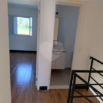 Casa para alugar com 3 quartos, sendo 1 suíte, no condomínio Vila Quinta dos Manacás, Vinhedo - SP