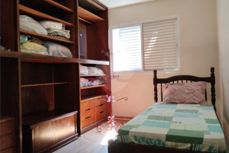 Vende-se apartamento no Jardim Aeroporto com 03 dormitórios