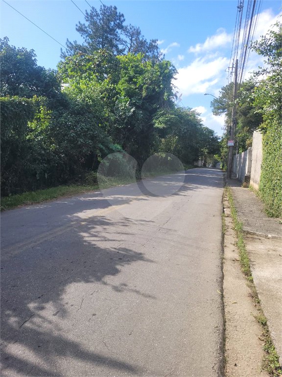 Chácara à venda com 3 quartos em Parque Alvorada, Suzano, SP