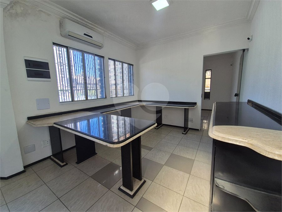 Sobrado à venda ou para alugar com 1 quarto em Saúde, São Paulo, SP
