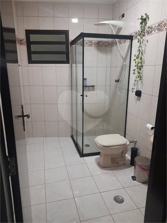 Sobrado à venda com 3 quartos, sendo 1 suíte, em Vila Curuçá, São Paulo, SP