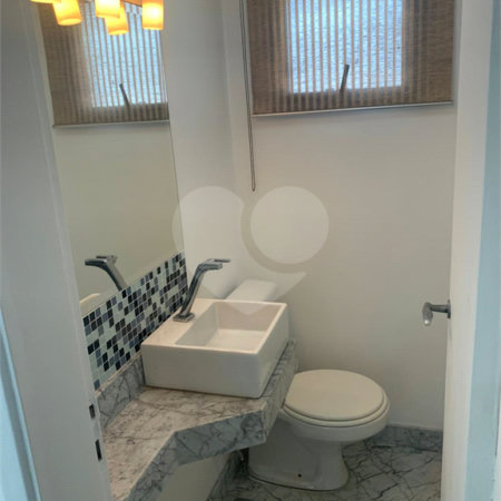 Apartamento à venda com 3 quartos, sendo 1 suíte,  em Vila Andrade, São Paulo, SP