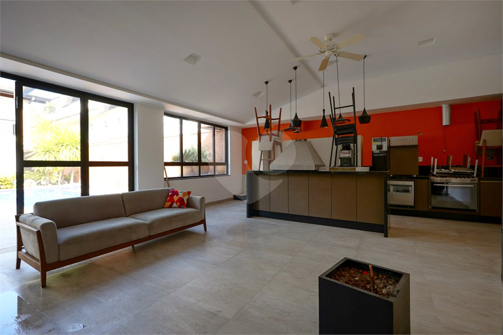 Casa à venda com 4 quartos, sendo 2 suítes, em Interlagos, São Paulo, SP