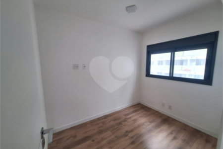 Apartamento à venda com 2 quartos, sendo 1 suíte,  em Vila Esperança, São Paulo, SP