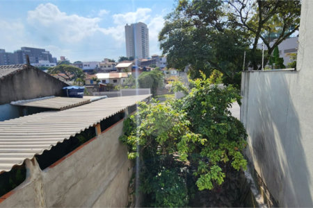 Casa térrea com duas edículas para venda - Saúde, SP.