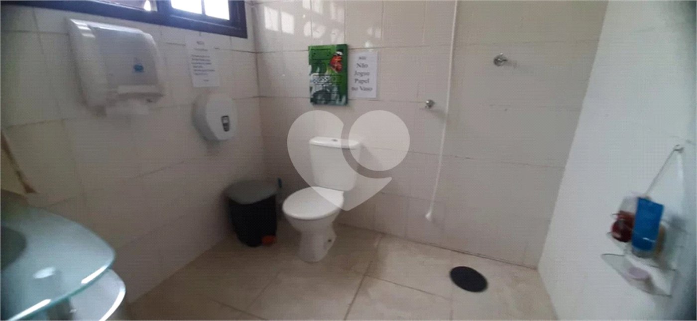 Sobrado à venda com 5 quartos, sendo 1 suíte, em Olho D'água, Mairiporã, SP