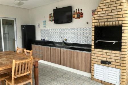 Casa à venda com 4 quartos, sendo 2 suítes,  no condomínio Morada da Praia, Bertioga - SP