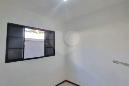 Casa à venda com 3 quartos, sendo 1 suíte, em Jardim Arpoador, São Paulo, SP