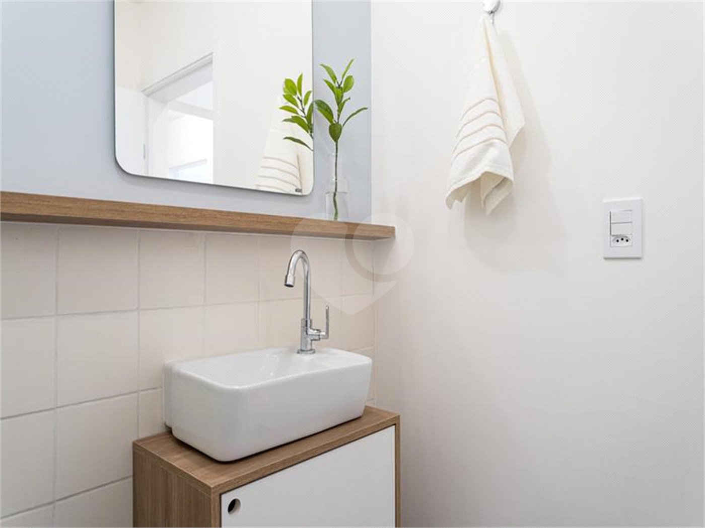 Apartamento à venda com 5 quartos, sendo 1 suíte,  em Pinheiros, São Paulo, SP
