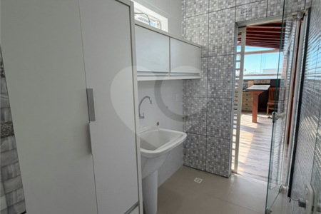 Sobrado à venda com 3 quartos, sendo 1 suíte,  em Jardim Maristela, Atibaia, SP