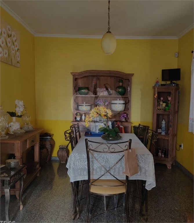Sobrado à venda com 3 quartos, sendo 1 suíte, em Esplanada do Carmo, Jarinu, SP
