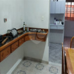 Casa com dois pavimentos na Barra Funda: