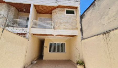 Sobrado à venda com 4 suítes em Vila Nair, São Paulo, SP